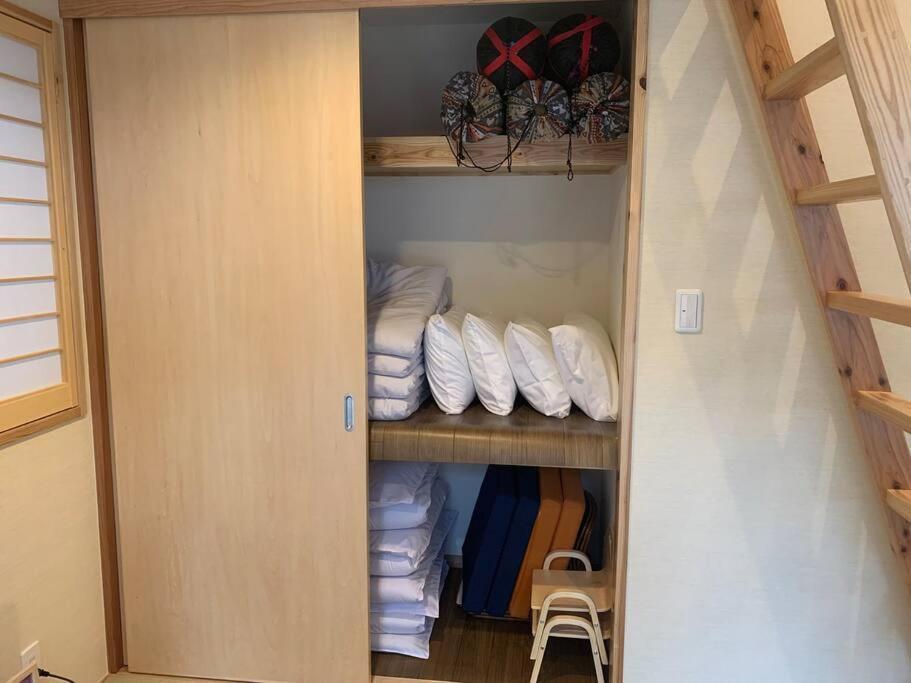 マムヴィッラin森の中の一軒家 Villa Nago Bagian luar foto